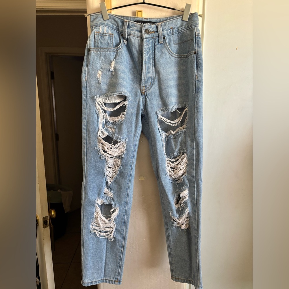 🍾Excellent condition Lioness Distressed Light Blue Jeans Australian Co.,Size XS